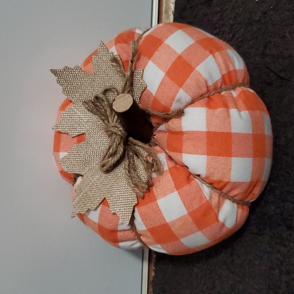 Plaid pumpkin